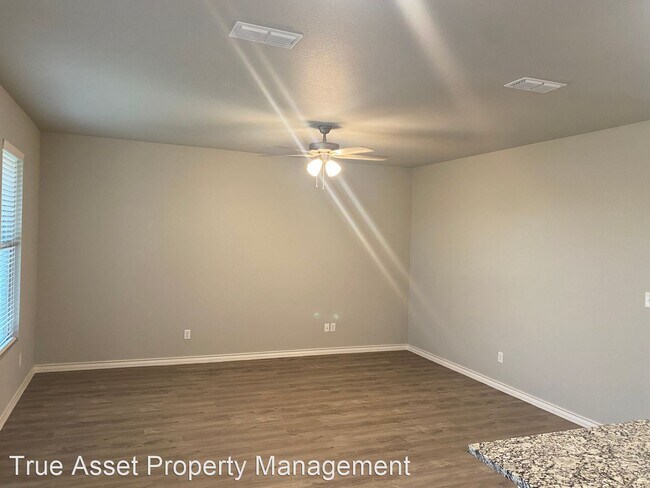 Building Photo - 3 br, 2 bath House - 7735 95th St