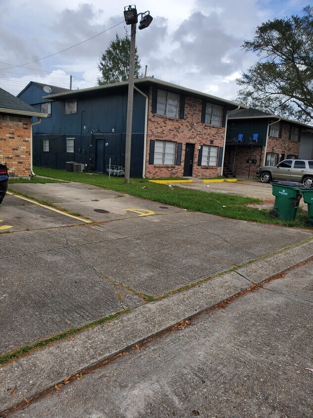 152 Rosalie Dr Unit D, Avondale, LA 70094 152 Rosalie Dr Avondale, LA