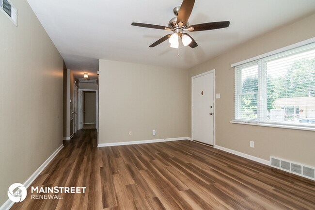 Foto del edificio - 1225 Lindsay Ln