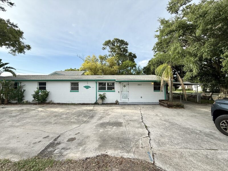 Foto principal - 2611 41st Ave N