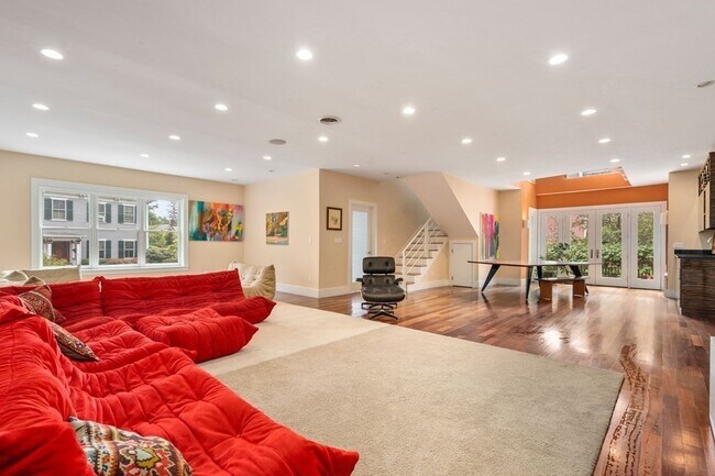 Foto del edificio - 20 Webster Ct