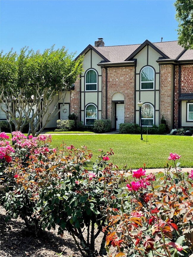 Foto del edificio - 11632 S Kirkwood Rd