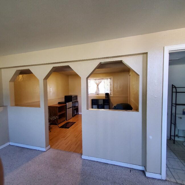 Photo - 3135 Vickers Dr House