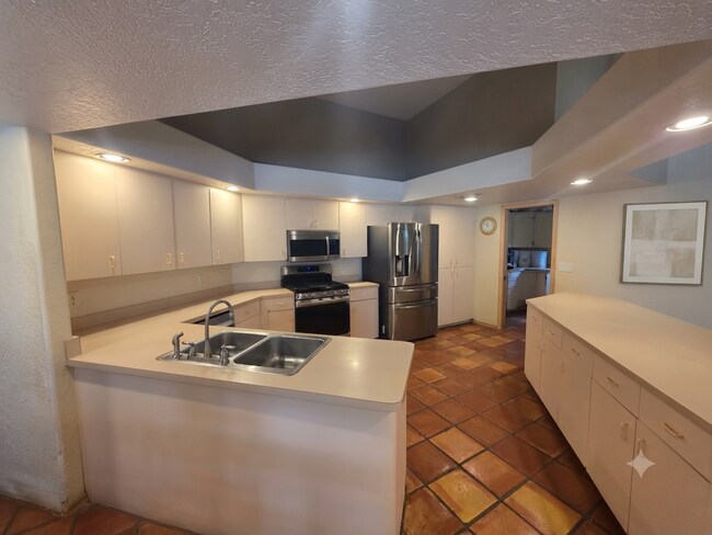 Foto del edificio - 10300 Woodland Waters Blvd
