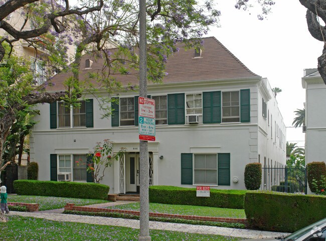 Building Photo - 444 N Oakhurst Dr