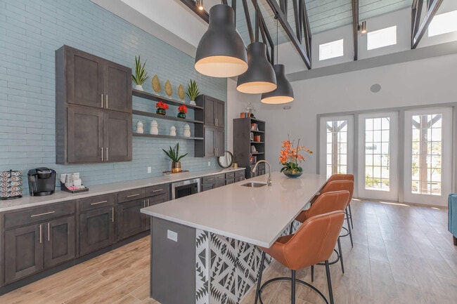 Building Photo - Virtu on Bagby