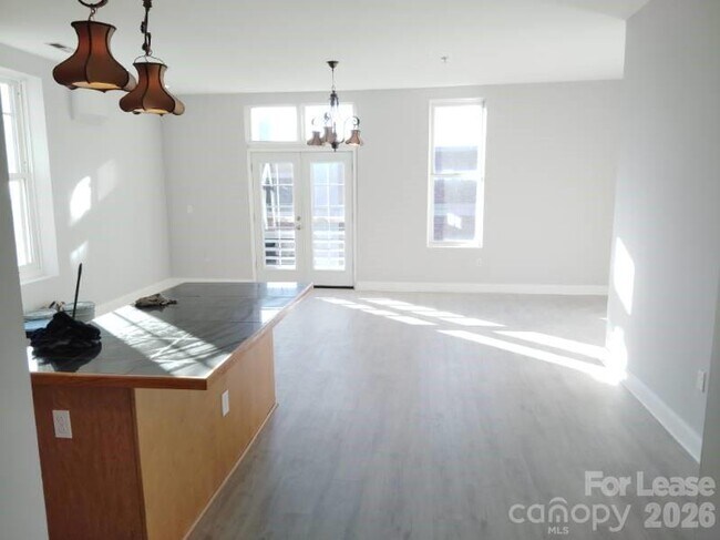 Foto del edificio - 141 W Main Ave