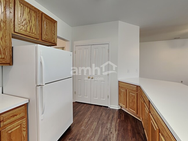 Foto del edificio - 4134 Vance Rd N