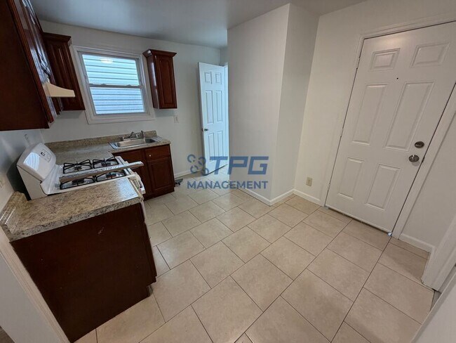 Foto del edificio - 792 S 15th St