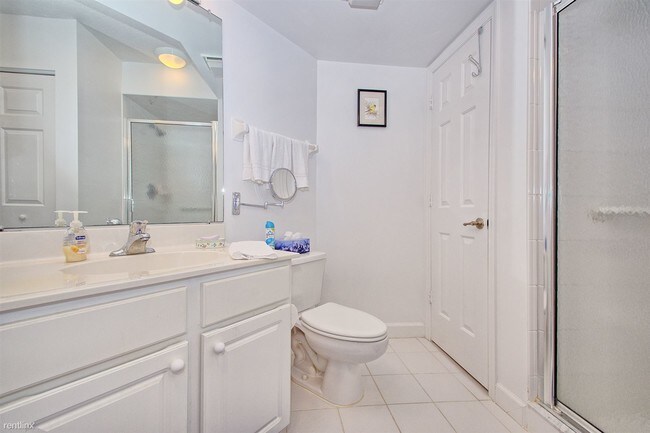 Building Photo - 300 Grand Royale Cir