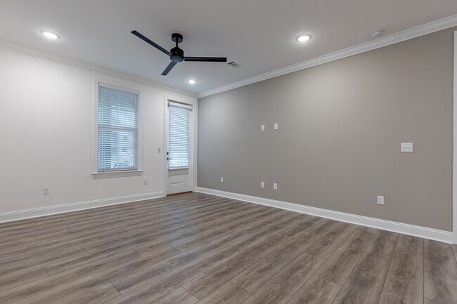 Building Photo - Residences at 393 North Apartments