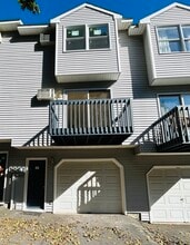 Building Photo - 239 Glen St