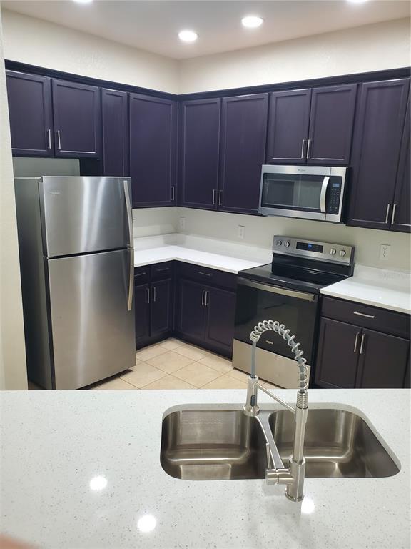 Building Photo - 3001 Greystone Loop