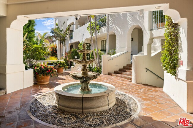 Foto del edificio - 15500 Sunset Blvd