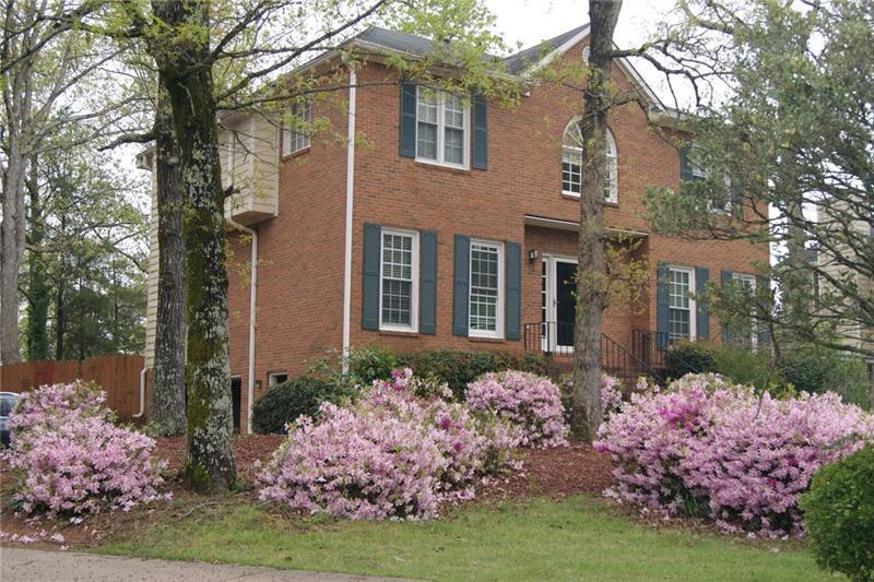 Primary Photo - 4005 Regas Dr
