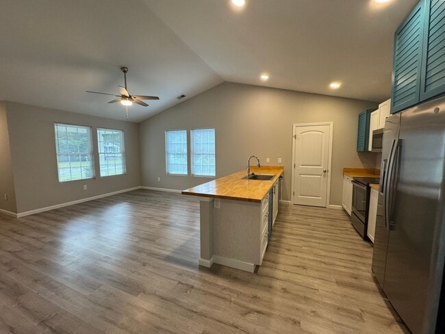 Building Photo - Conway - 3 Bedroom / 2 Bathroom Home
