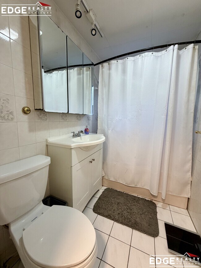 Foto del edificio - 191 Kenrick St