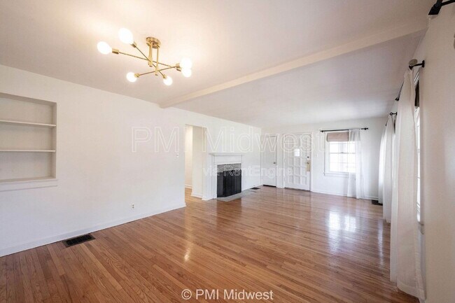 Foto del edificio - 6306 N Washington Blvd