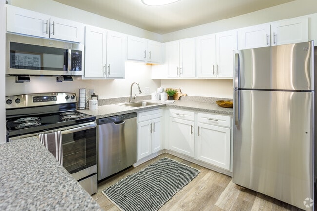 2 BR, 2 BA - 1164 SF, Renovated - Arbor Landings Apartments