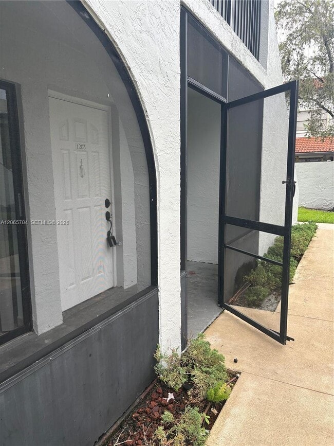 Building Photo - 18236 Mediterranean Blvd