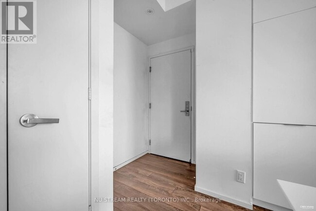 Photo du bâtiment - 5 St Joseph St