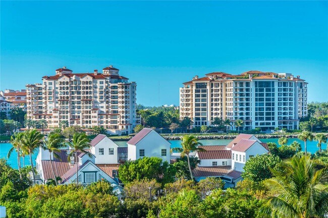 Foto del edificio - 100 South Pointe Dr