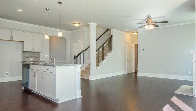 Building Photo - 265 Yaupon Trail