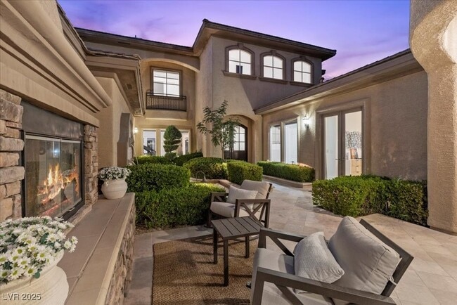 Foto del edificio - 9312 Provence Garden Ln