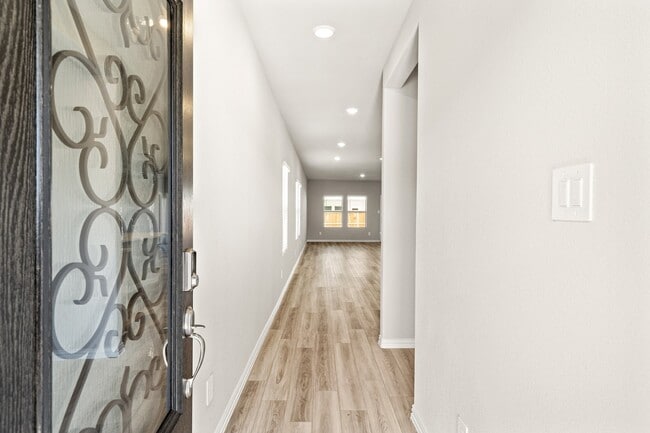Building Photo - 3300 Sedge Grass Dr