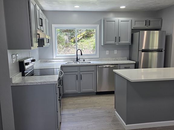 Foto del edificio - Newly remodeled single family home