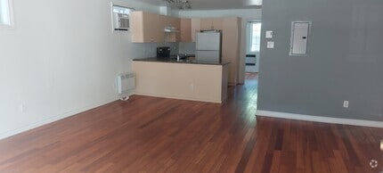 Building Photo - 479 Rue Bourgeoys