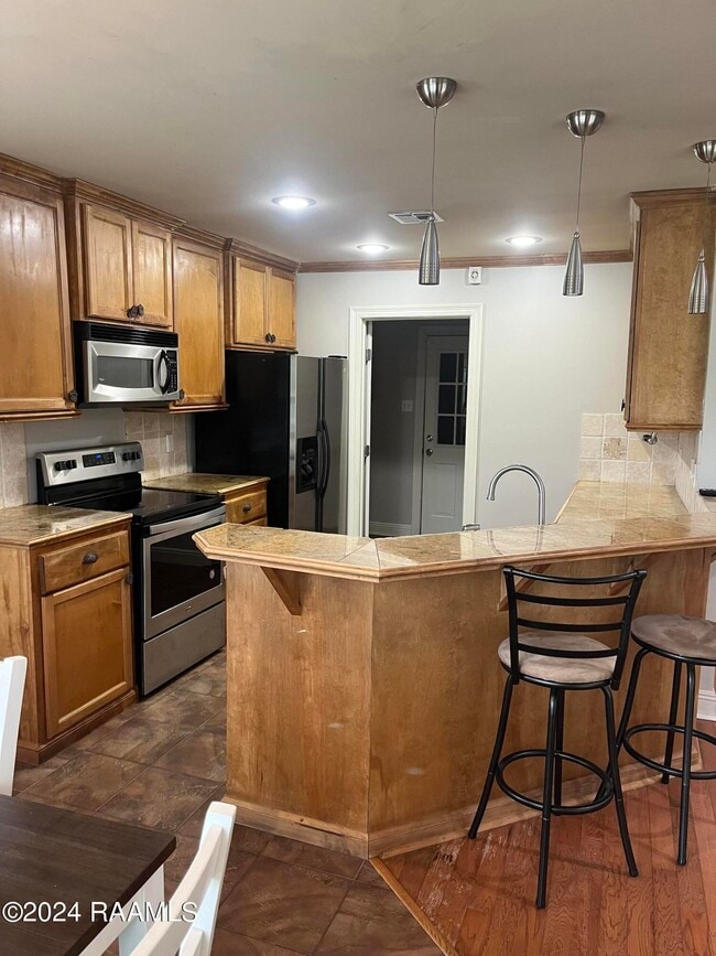 Building Photo - 120 Ocho Rios Ln