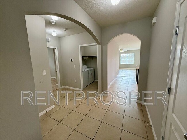 Foto del edificio - 4222 Roberta Dr