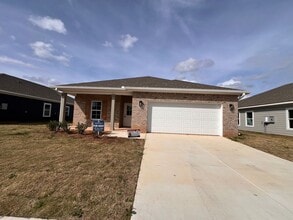 Building Photo - 19641 Amberley Rd