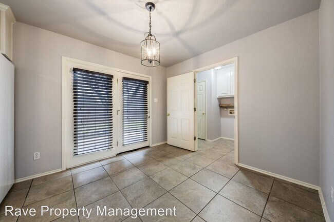 Building Photo - 4 br, 2.5 bath House - 1605 Catherine Ct.