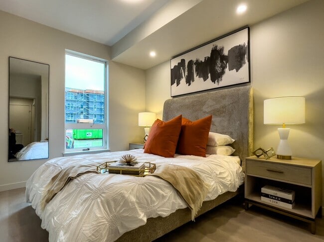 Building Photo - Aspire