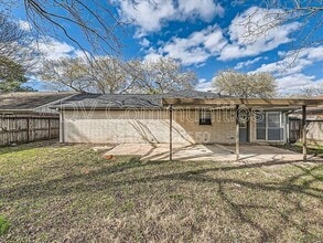 Building Photo - 16310 Cavendish Dr