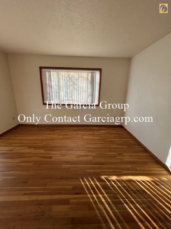 Building Photo - 17006 SE Morrison Ct