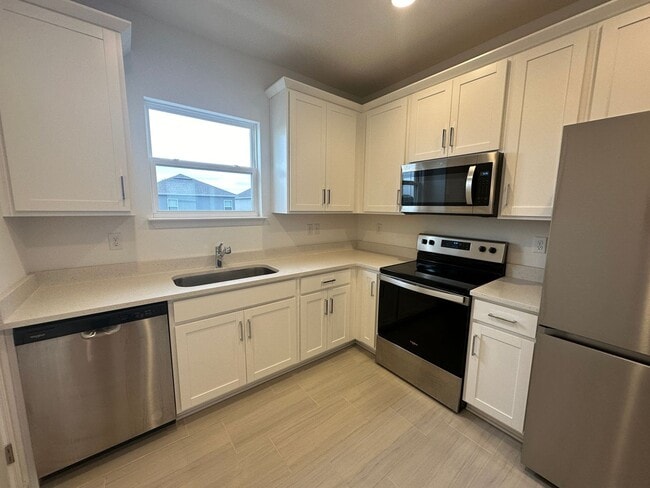 Building Photo - For rent - Hamlin - Horizon West 1/1 Power...