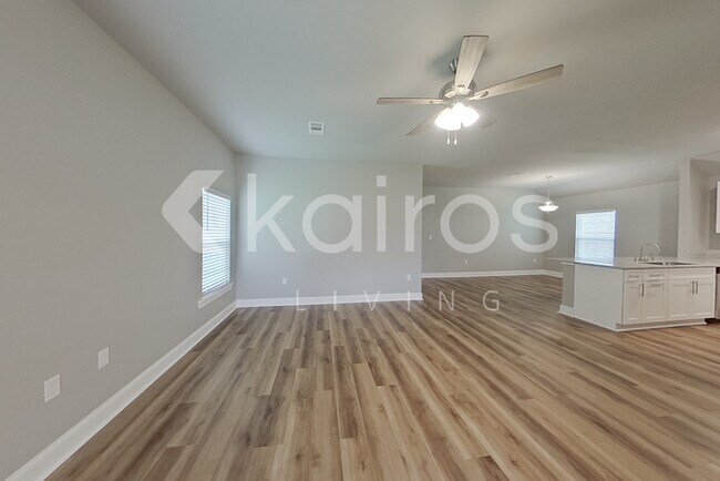 Foto del edificio - 22877 Balsam Dr