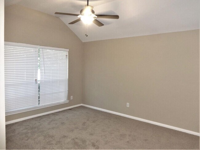 Building Photo - 409 Crimson Coast Dr