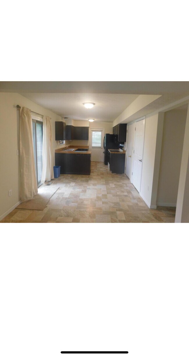 Building Photo - 4128 Bartle Dr