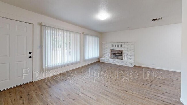Foto del edificio - 1416 Lake Blvd