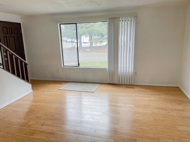 Foto del edificio - 4829 S Chinook Ave