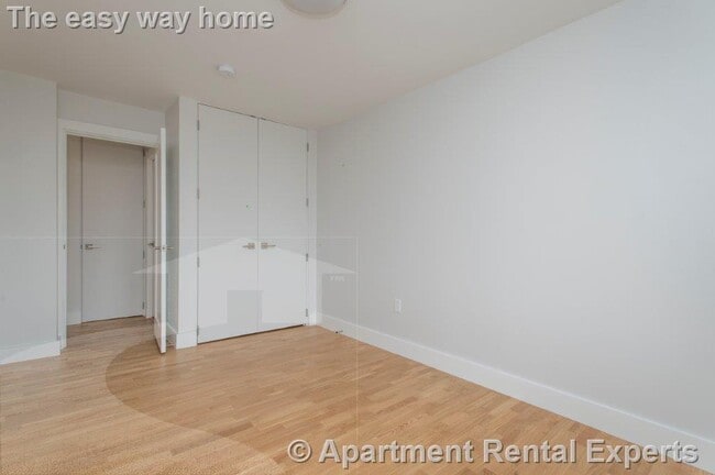 Photo - 334 Harvard St Apartment