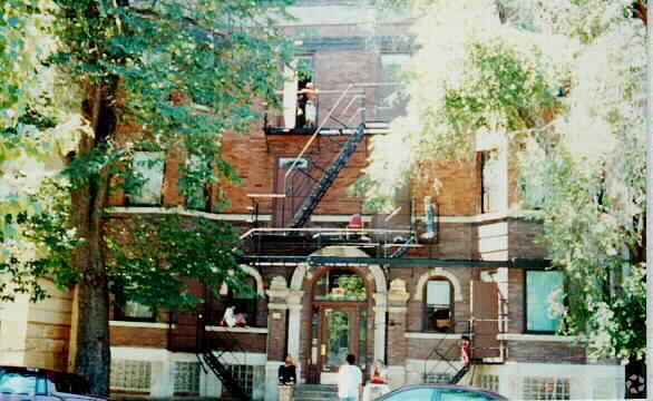 Primary Photo - 4016 N Kenmore