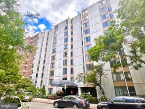 Building Photo - 1440 N St NW
