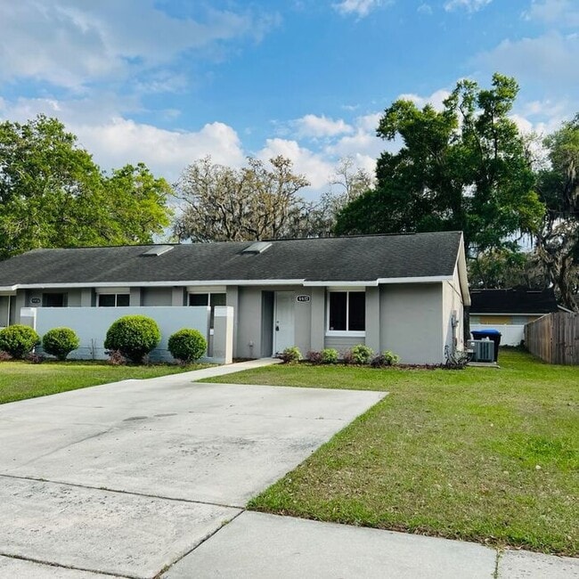 Photo - UCF Duplex House