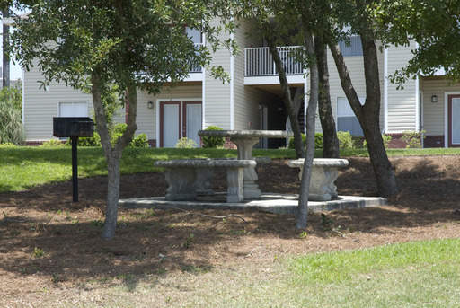 Building Photo - 226 Riverwood Dr