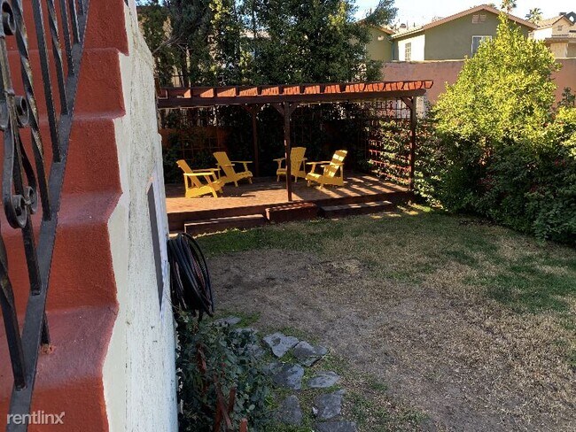 Building Photo - 1 br, 1 bath House - 5251 Auckland Ave